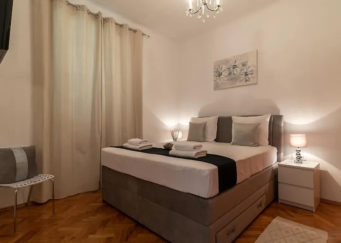 Daire Silvia Trogir